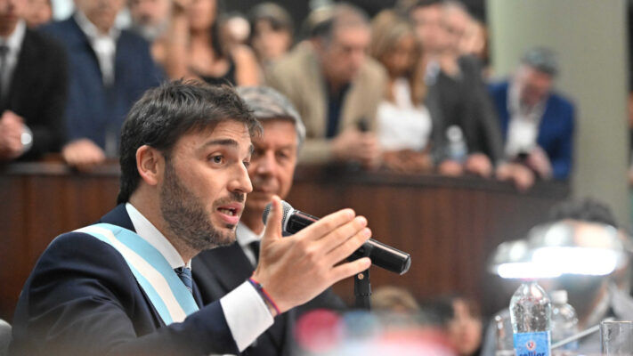 ASUNCION, DICURSO, educación, Gobernador de Chubut, Ignacio "Nacho" Torres, juramento, obra pública, seguridad