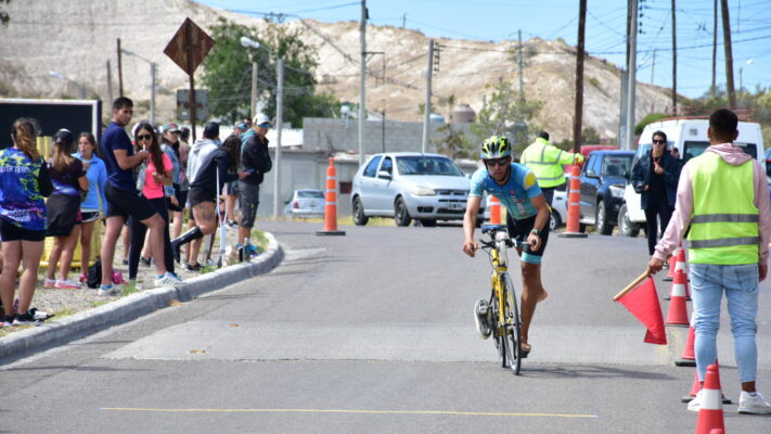 El madrynense Marcos Paves fue el ganador de la 4° fecha del Provincial de Triatlón