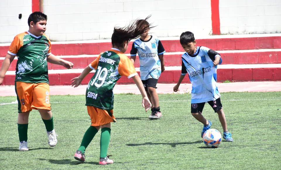Inició el Campeonato de fútbol “Comunitario Verano 2024” en Comodoro Rivadavia
