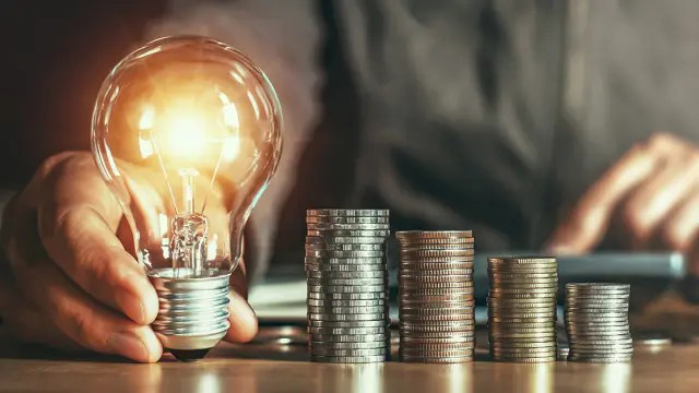 El último que a-pague la luz