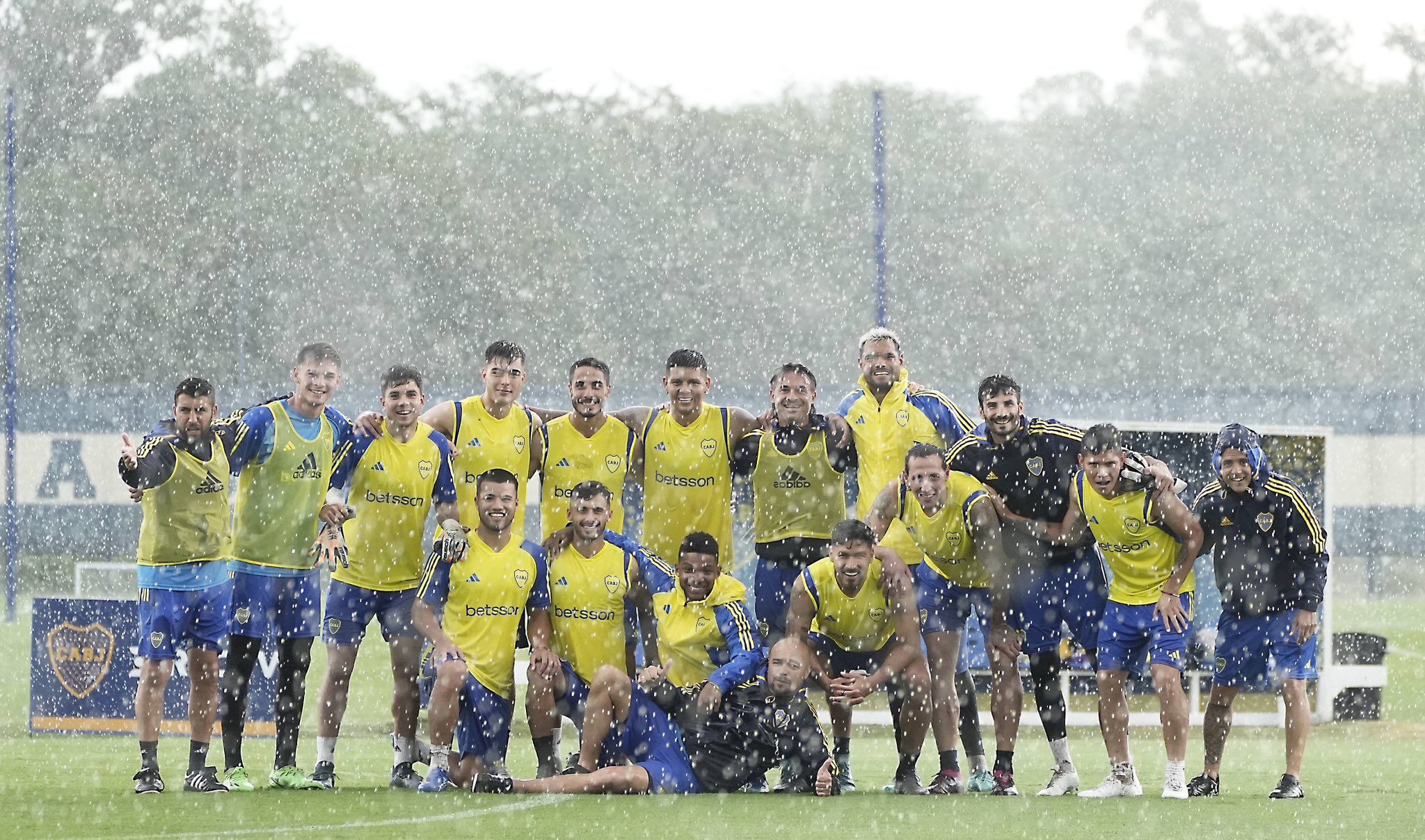 El nuevo Boca Juniors se estrena en un amistoso ante Gimnasia y Tiro de Salta