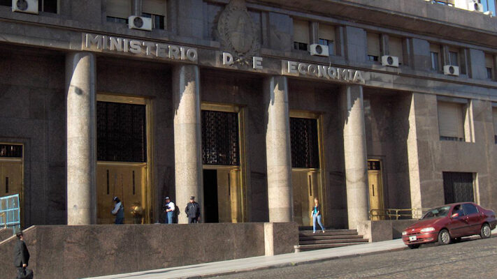 canje de deuda, LETRAS DEL TESORO, Luis Caputo, Ministerio de Economía