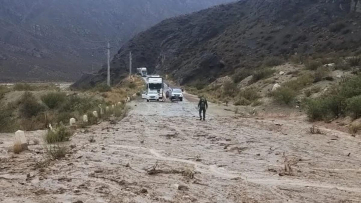 Un alud cortó transitoriamente el tránsito en la Ruta Internacional 7 camino a Chile