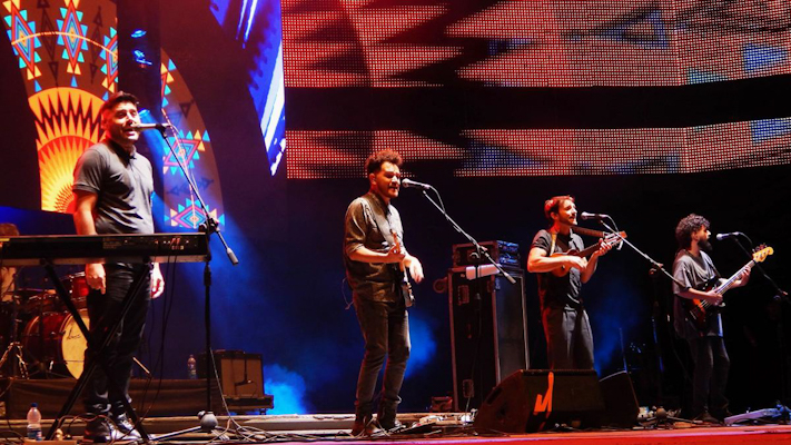 Aguirre y Ahyre consagrados en Cosquín por «el coraje de hacer canciones propias»