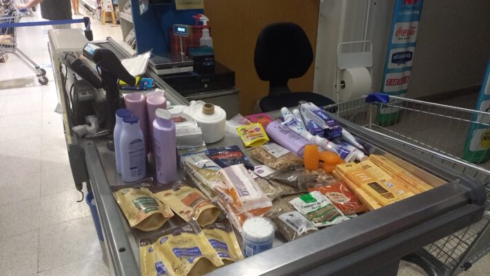 COMERCIO, detenida, Madryn, supermercado