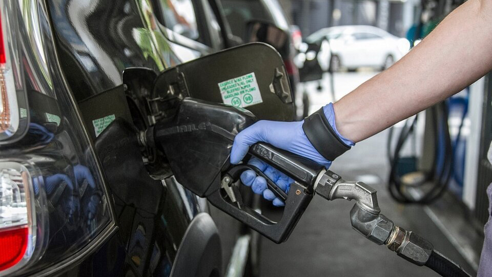 Este jueves aumentan los combustibles