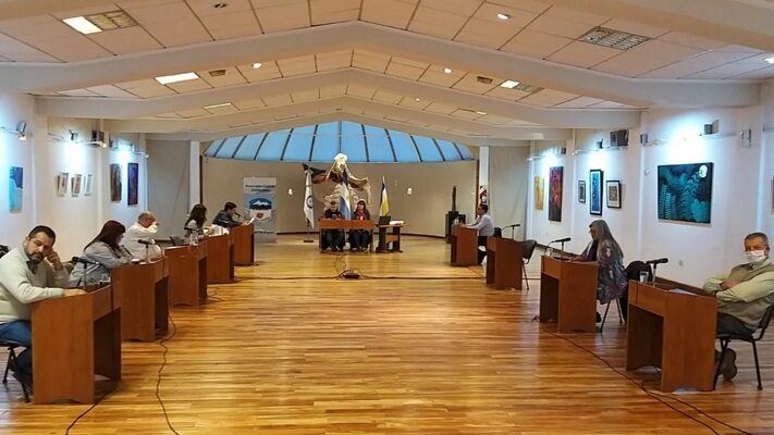 El Concejo Deliberante esquelense emitió una declaración contra el DNU 70