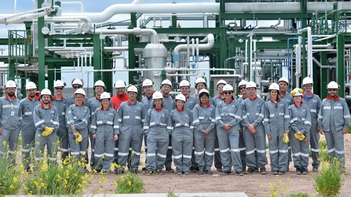 Pan American Energy incorpora Jóvenes Profesionales