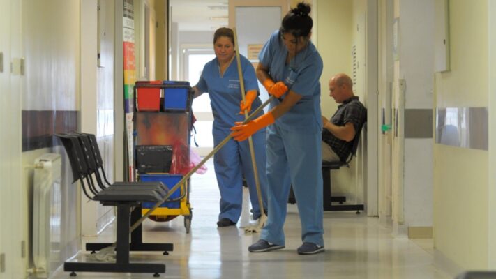 Hospital, Madryn, paro, sueldos
