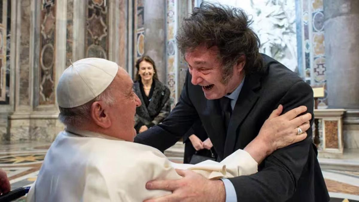 Milei mantuvo su primer encuentro con el Papa Francisco