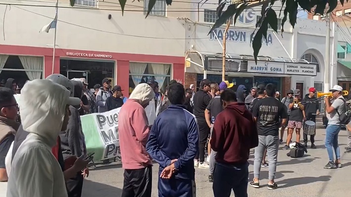 Conflicto en el STIA: Autoconvocados marcharon hasta la Secretaría de Trabajo