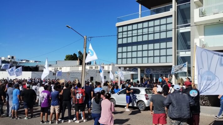La CAPIP repudió los actos violentos del STIA en el edificio del Grupo San Isidro