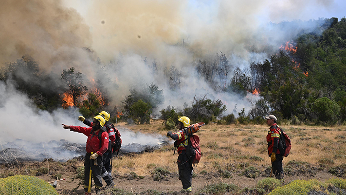 Ya son 8.315 las hectáreas afectadas por el fuego en la cordillera de Chubut