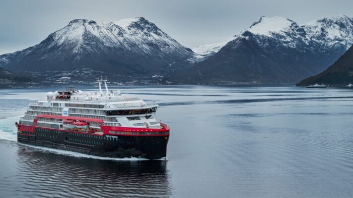 Llega a Chubut el crucero científico Fridtjof Nansen de bandera noruega