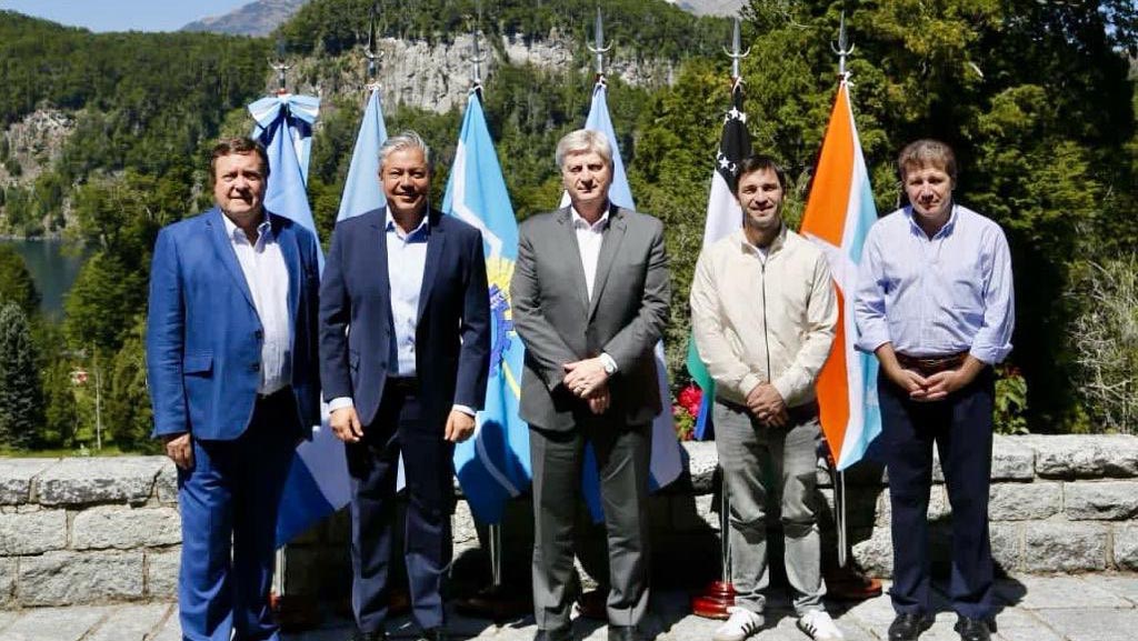 Gobernadores patagónicos se alzan ante Nación por recortes a Chubut