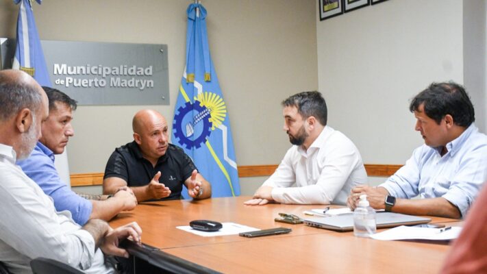 Sastre recibió a las autoridades de Vialidad Provincial