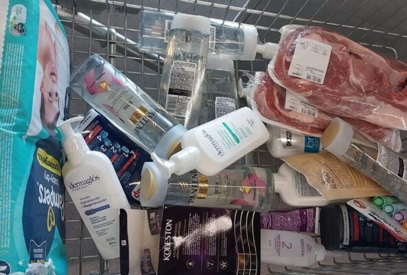 Madryn, Policiales, supermercado