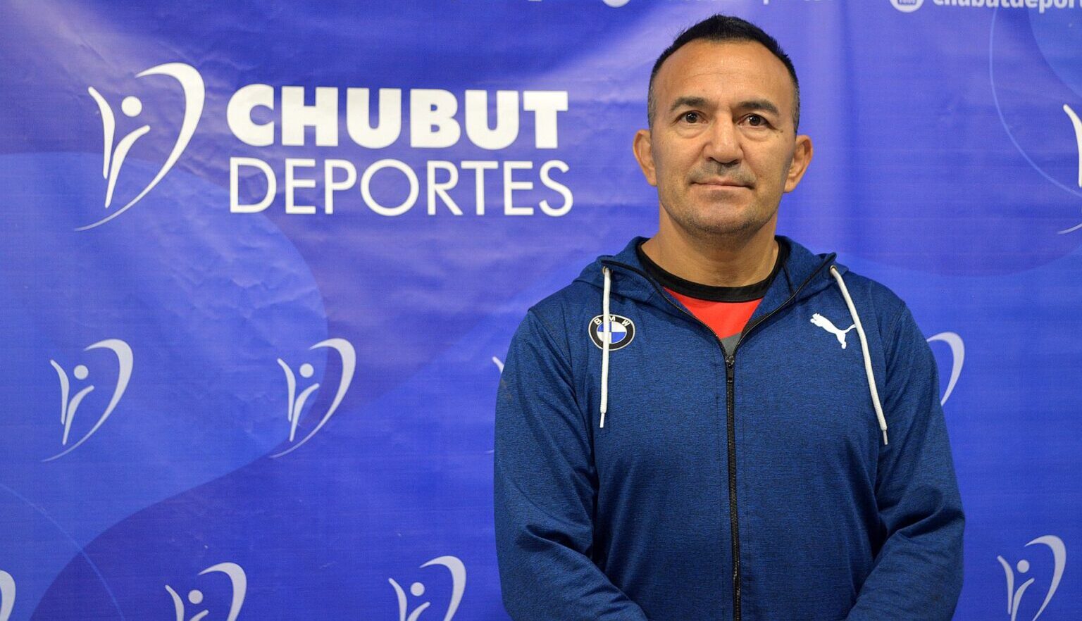 Omar Narváez y «Peto» Ruiz, estarán en Esquel dictando una clínica de boxeo