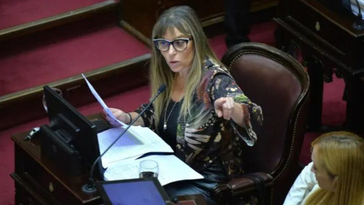 JULIANA DI TULLIO, pj, Senado