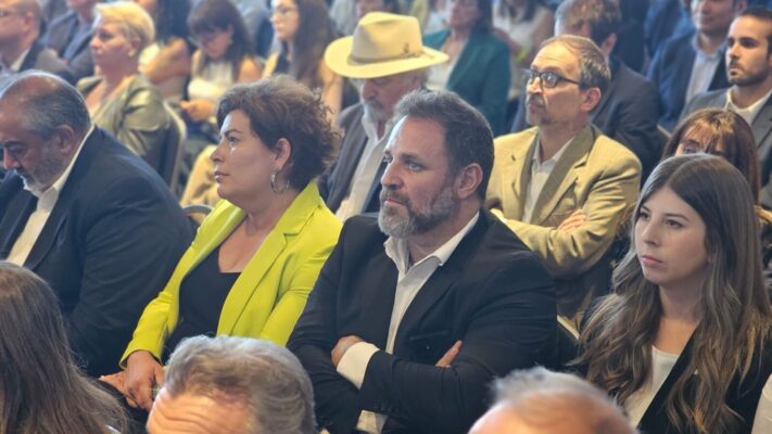 Glinski: «Si bajaban al recinto Romero, Ávila y Treffinger, hubiera habido sesión»