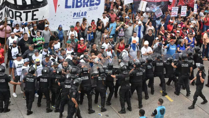 Incidentes, organizaciones sociales, piquetes, policía, PUENTE PUEYRREDÓN, PUENTE SAAVEDRA
