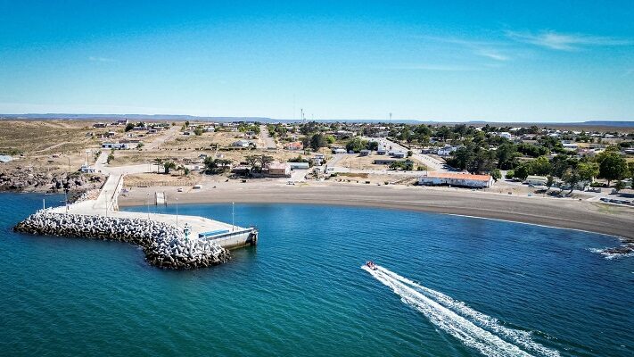 Camarones vibra al compás de la Fiesta Nacional del Salmón