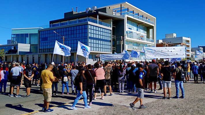 PROTESTA VIOLENTA, STIA