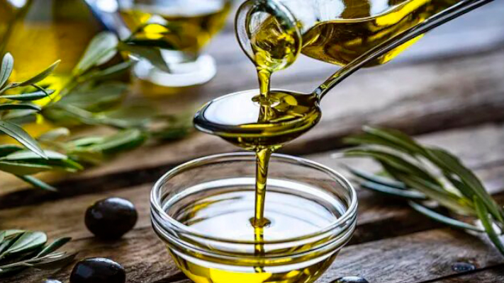 ANMAT prohibió un aceite de oliva por no cumplir con los requisitos para ser vendido al público