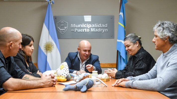 Sastre recibió a quienes representarán a Puerto Madryn en la Bioferia en Buenos Aires