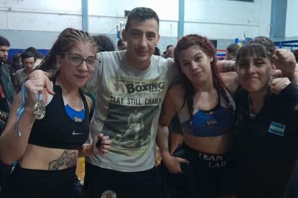Tres kickboxers del Team Mellado clasificaron al Mundial de España