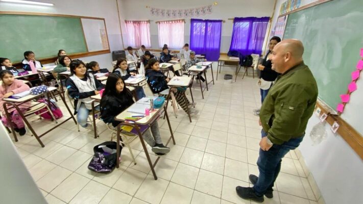 Etiquetas: APOYO, escuela, Madryn