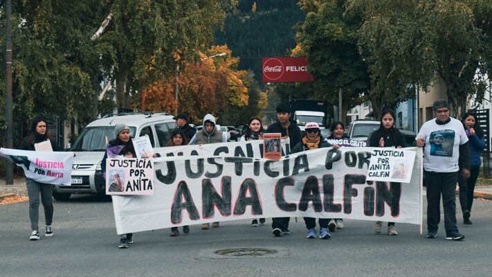 Femicidio de Ana Calfin: familiares y vecinos volvieron a marchar a ocho meses del asesinato