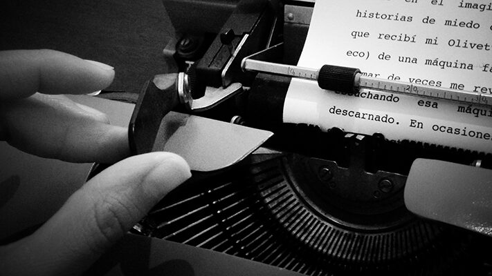 contratapa, EL CLÁSICO DE LA SEMANA, Robert Bloch