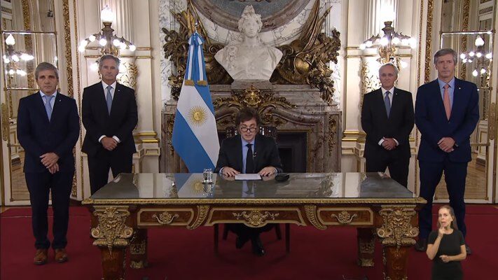 Javier Milei, superávit fiscal