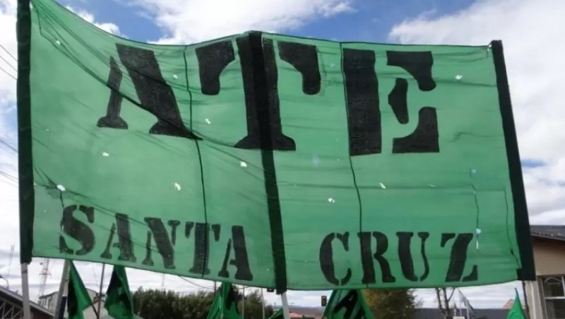 El Gobierno de Santa Cruz convocó a paritaria central para el próximo 17 de abril