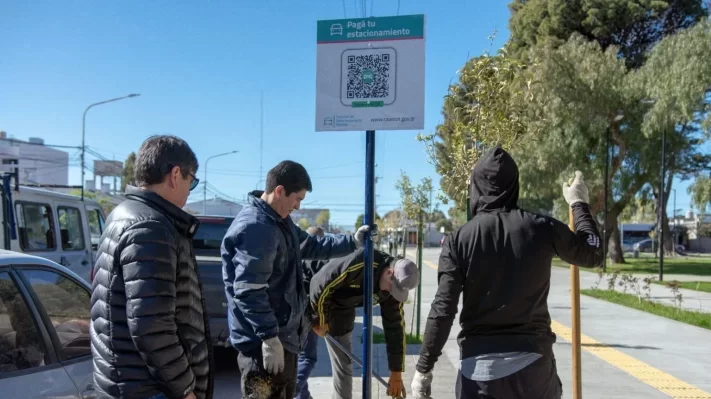 Rawson implementó el Sistema de Estacionamiento Medido por la tarde