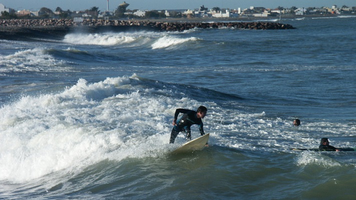 La Legislatura declaró que la capital provincial del surf está en Rawson