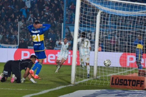 Atlético se hizo fuerte en su cancha y derrotó a Boca en el inicio de la Liga Profesional