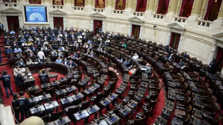 financiamiento educativo, MARTÍN MENEM, Unión Cívica Radical