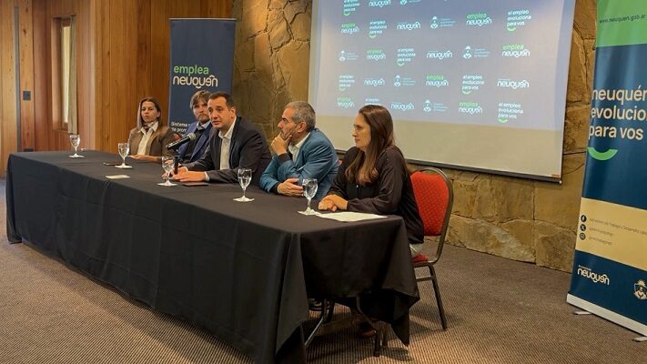 Se conformó la mesa sectorial de Turismo para promover el acceso al empleo