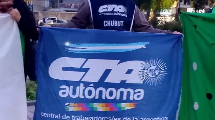 Las CTA impugnan la fijación del salario mínimo y exigen retomar la negociación