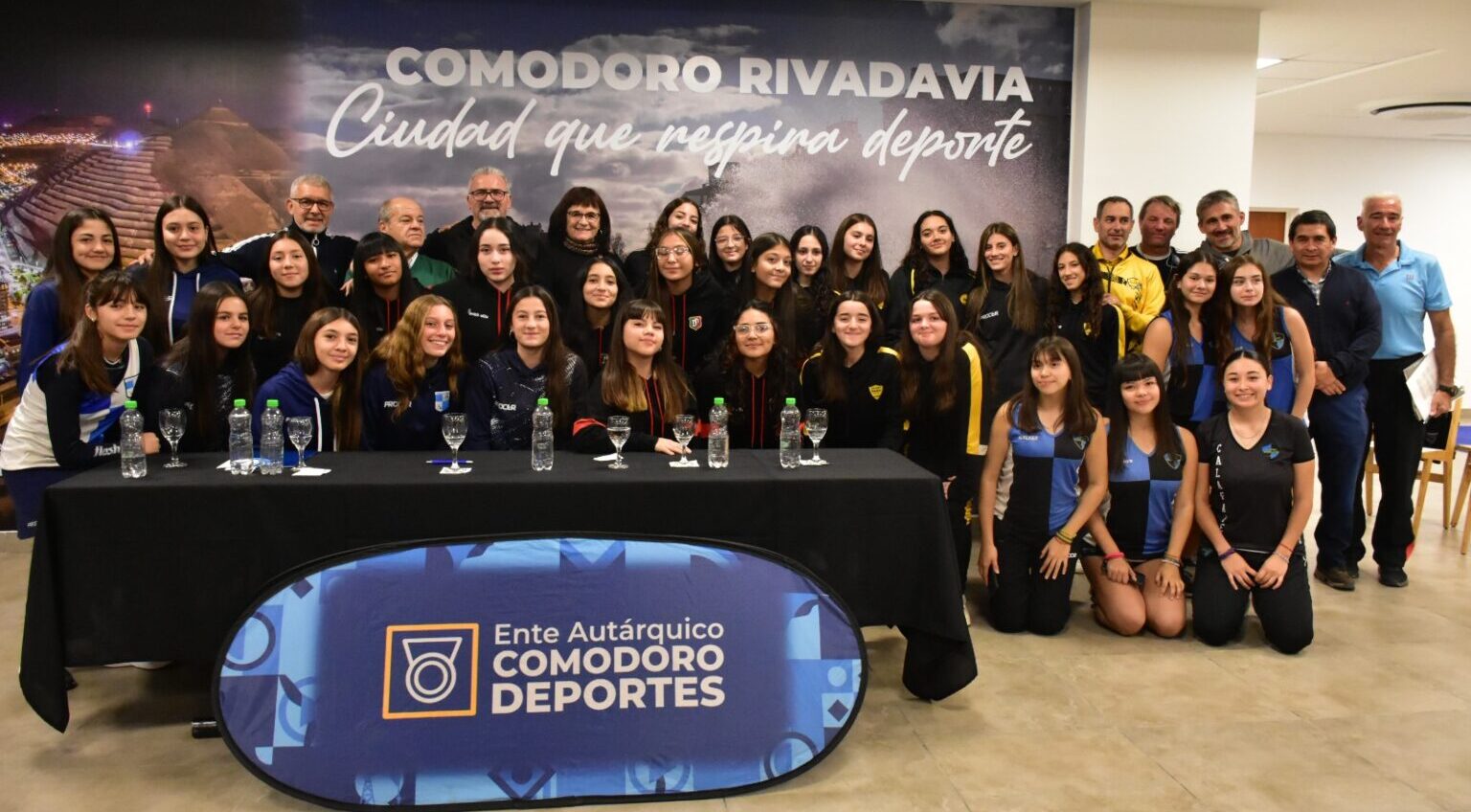 Presentaron el Campeonato Argentino de Clubes Pista de hockey