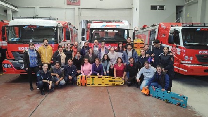 Personal de Salud se capacitó junto a Bomberos sobre seguridad en escena