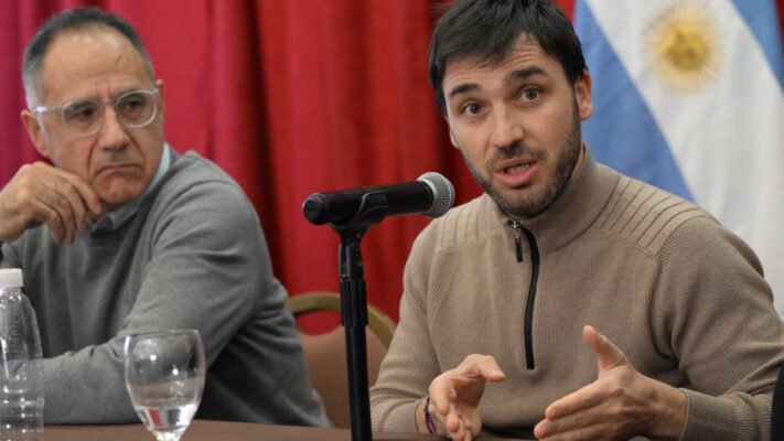 financiamiento, hospital de comodoro rivadavia, hospital de trelew, Ignacio "Nacho" Torres, salud
