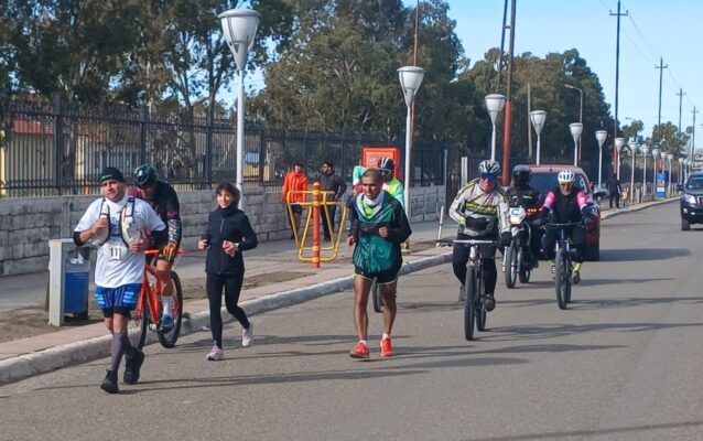 El Maratón 42K de Comodoro fue para Roxana Calderero y Leonardo Milani