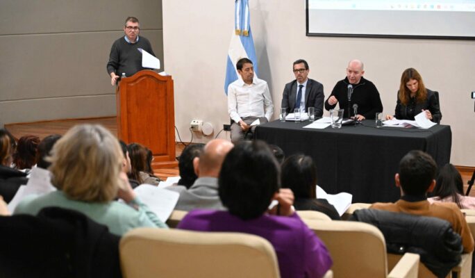 Presidentes y funcionarios de todas las Comunas Rurales fueron capacitados en la Legislatura