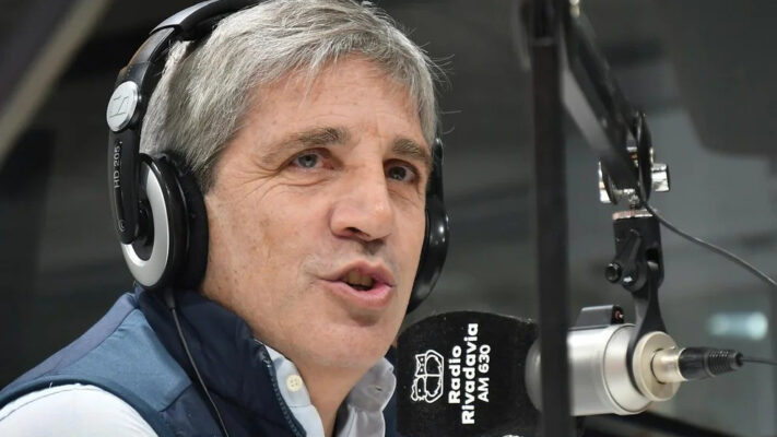 impuesto pais, Luis Caputo, Ministro de Economía, precios