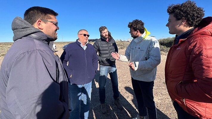 Buscan soluciones a la erosión costera en Chubut