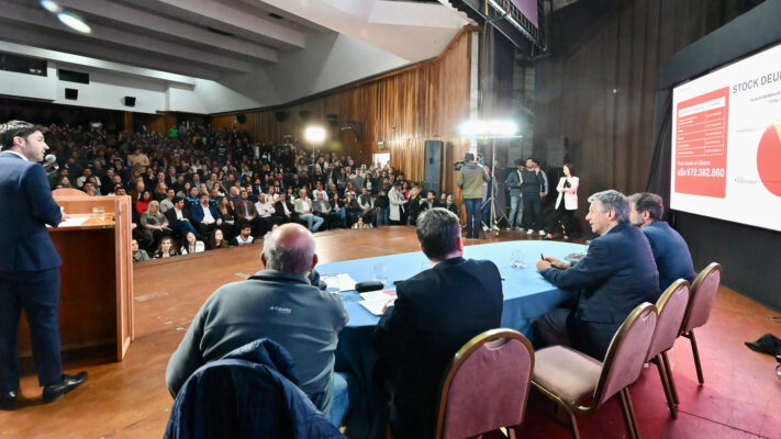 Chubut acordó compensación de deudas con Nación