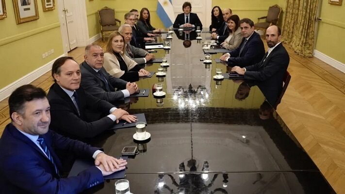 Javier Milei, LEY DE MOVILIDAD JUBILATORIA, senadores